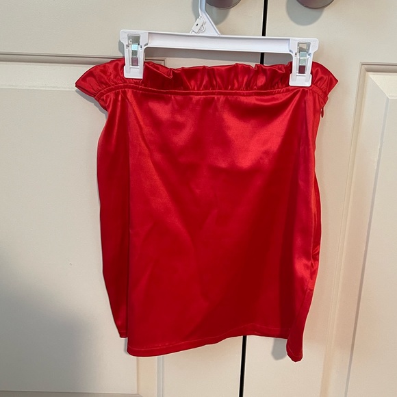 Red Ruffle Mini Skirt - Picture 7 of 10